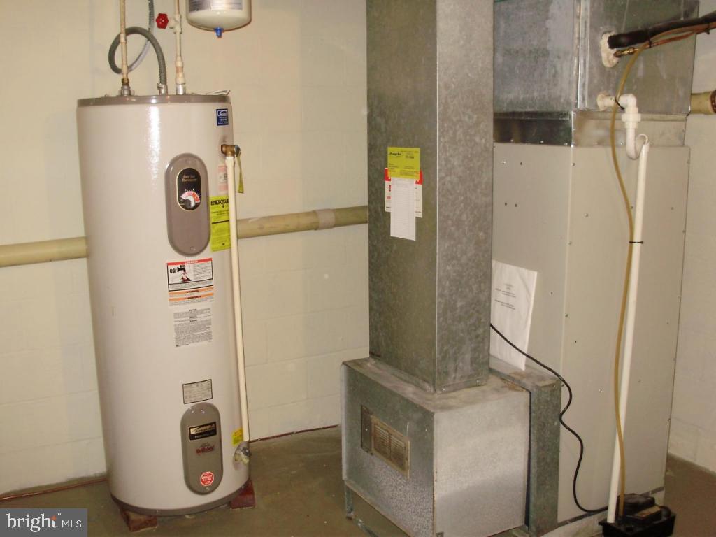 229 Cardinal Road Lititz, PA 17543 - Photo 25 of 28