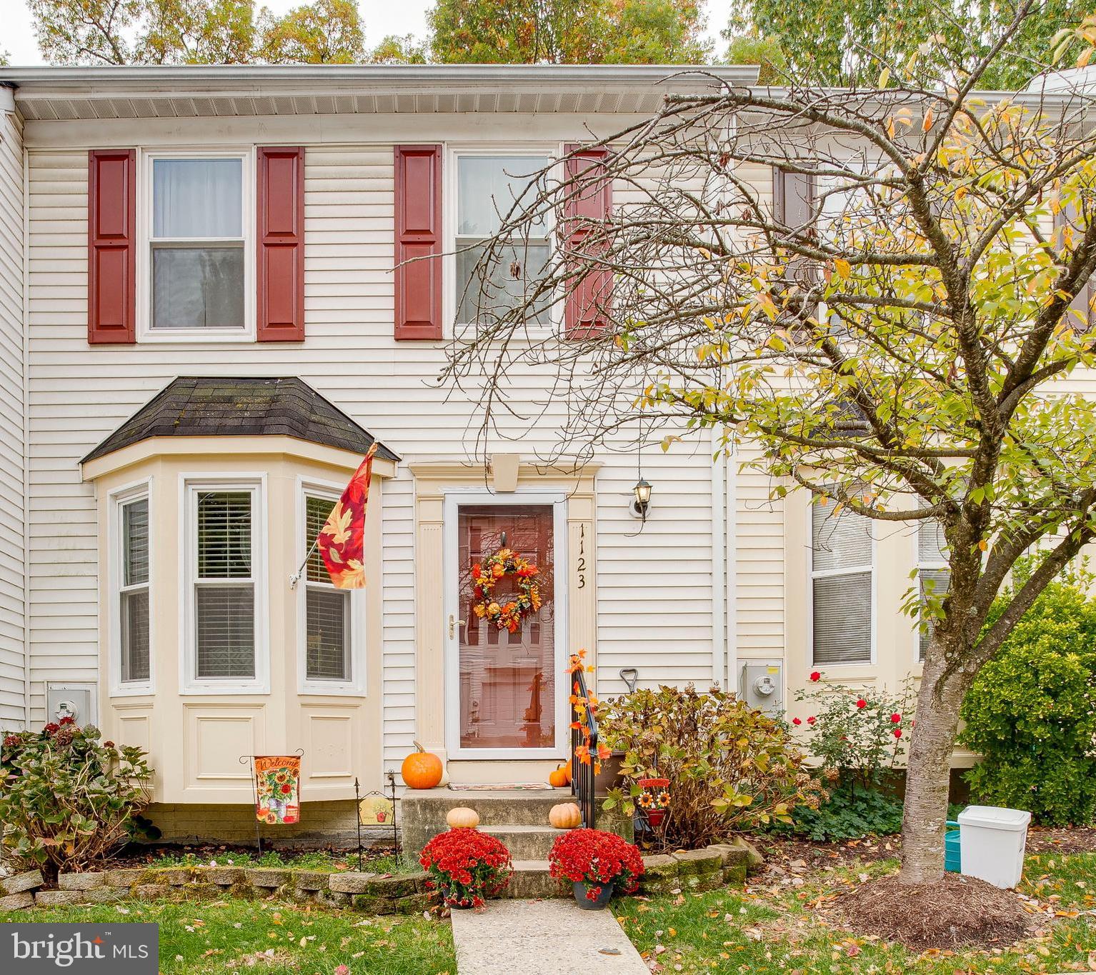 1123 Ingate Road Baltimore, MD 21227 - Photo 2 of 28 New roof in 2019 + New Anderson storm door 2019