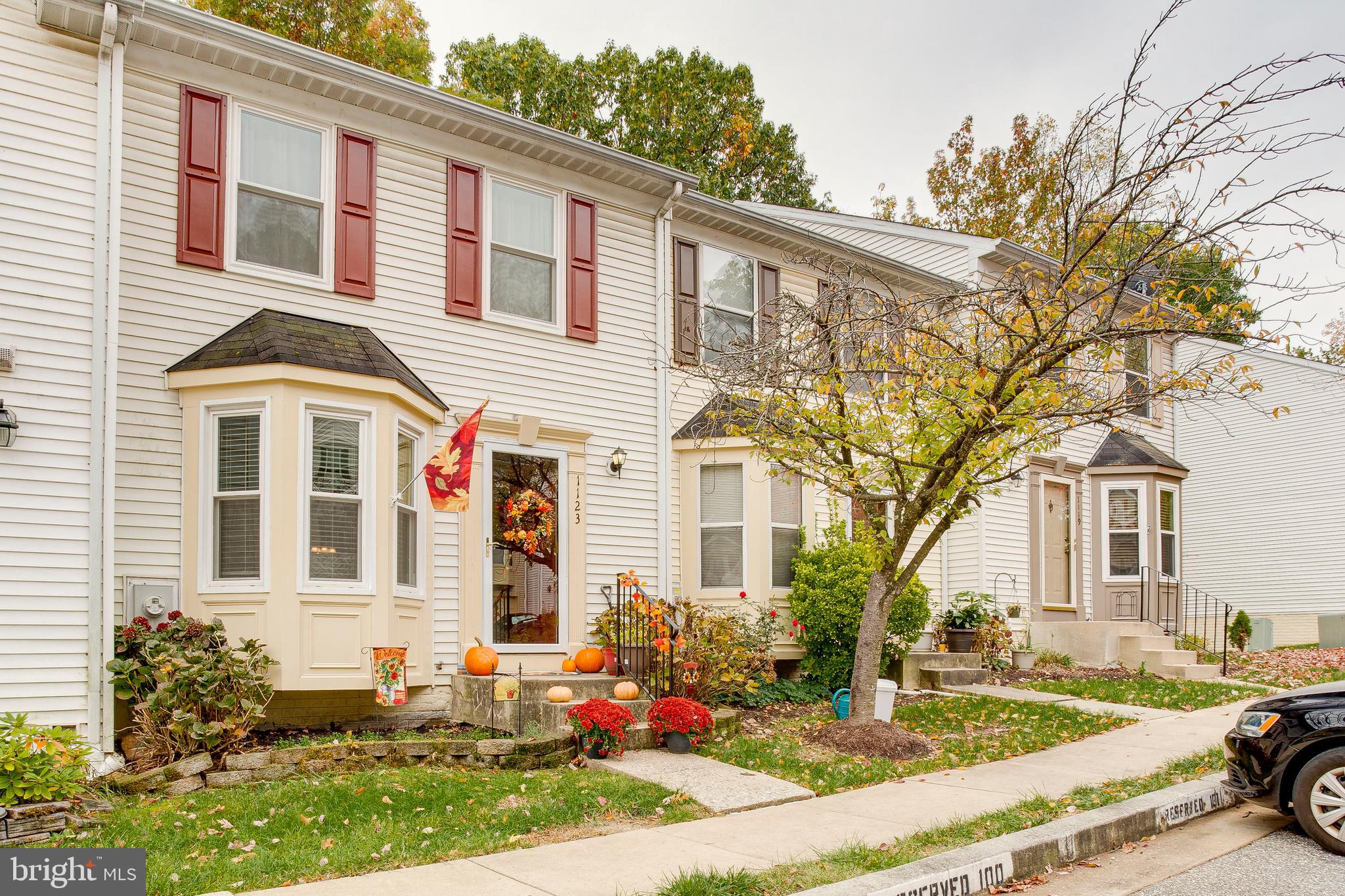 1123 Ingate Road Baltimore, MD 21227 - Photo 3 of 28 Exterior recently painted by HOA