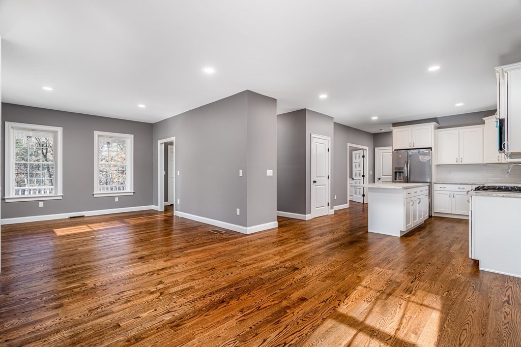 117 Center Road Shirley, MA 01464 - Photo 12 of 42