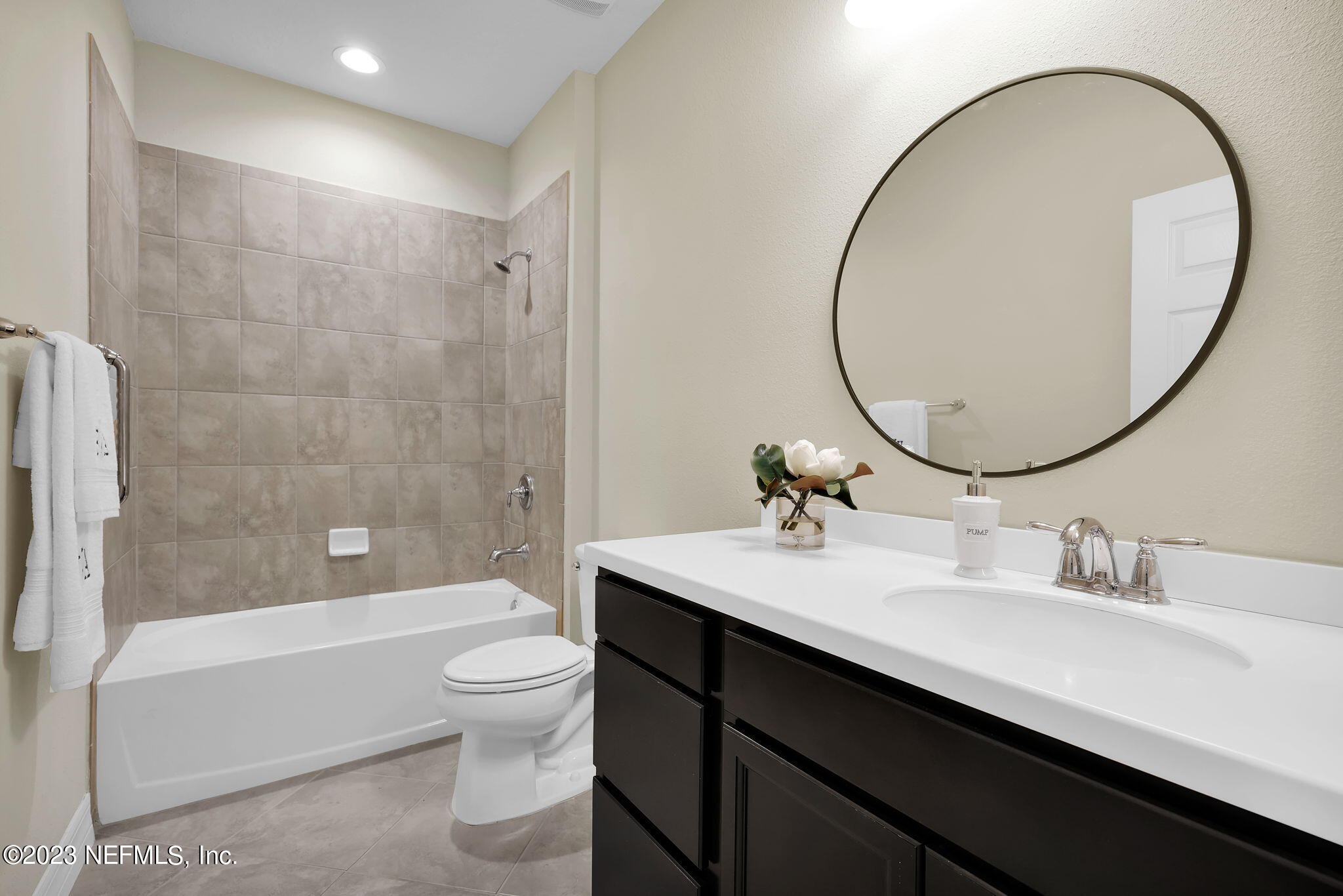 39 Lakefront Lane St. Augustine, FL 32095 - Photo 24 of 66 Guest Full Bath