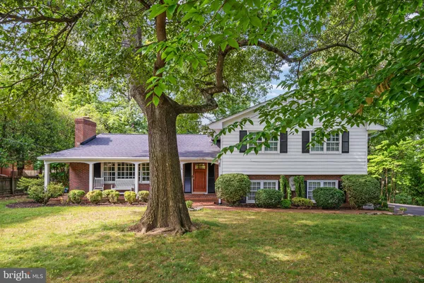 $595,000 | 1730 Greenway Drive, Fredericksburg, VA 22401