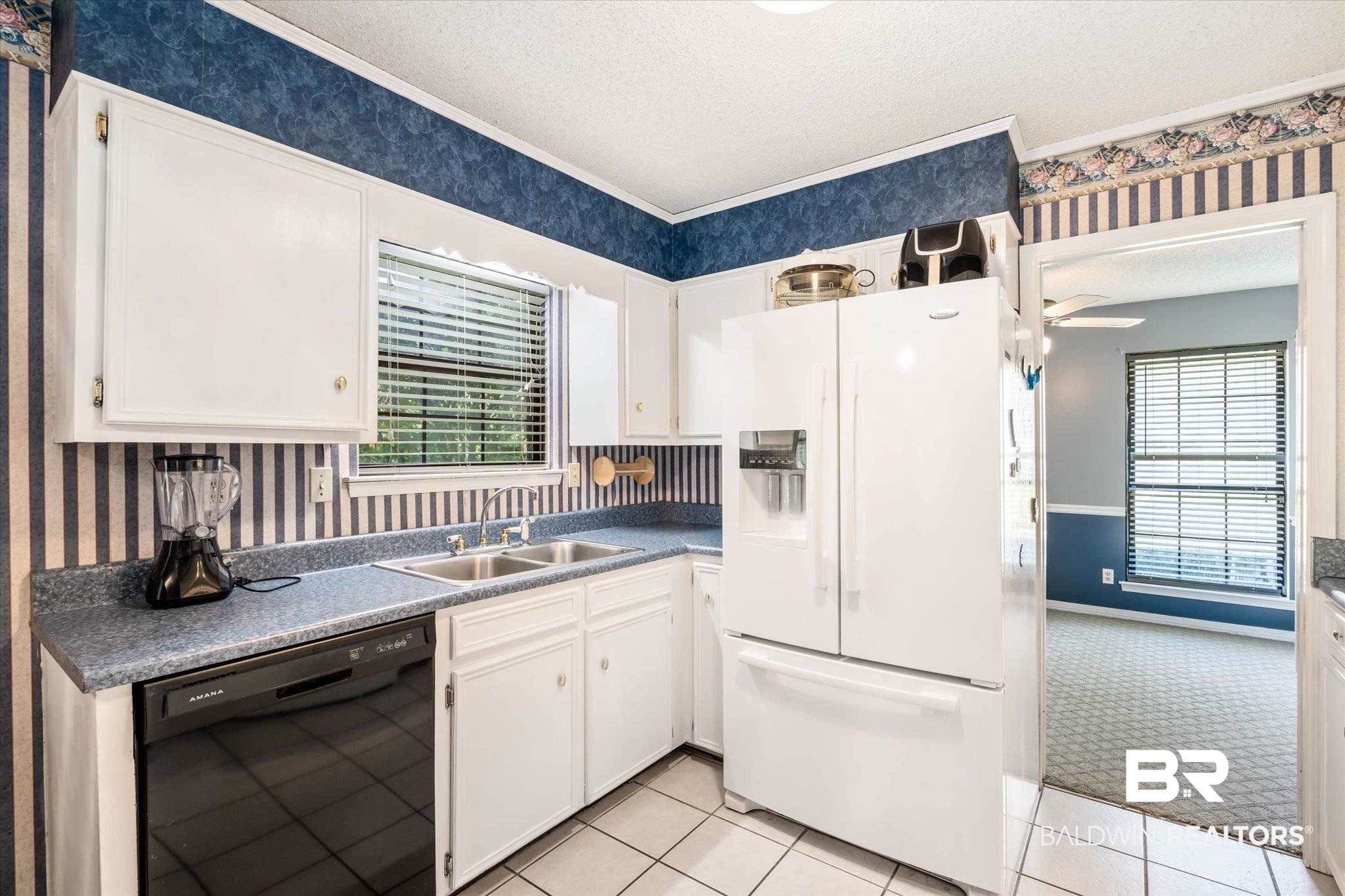 3041 Southridge Road East Mobile, AL 36693 - Photo 5 of 20