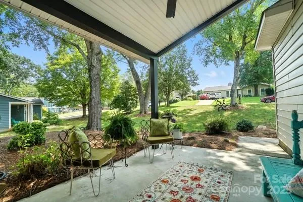 $428,000 | 11419 Vista Haven Drive, Charlotte, NC 28226