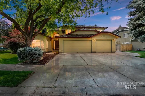 $749,000 | 8001 West Innsbrook Court, Boise, ID 83704