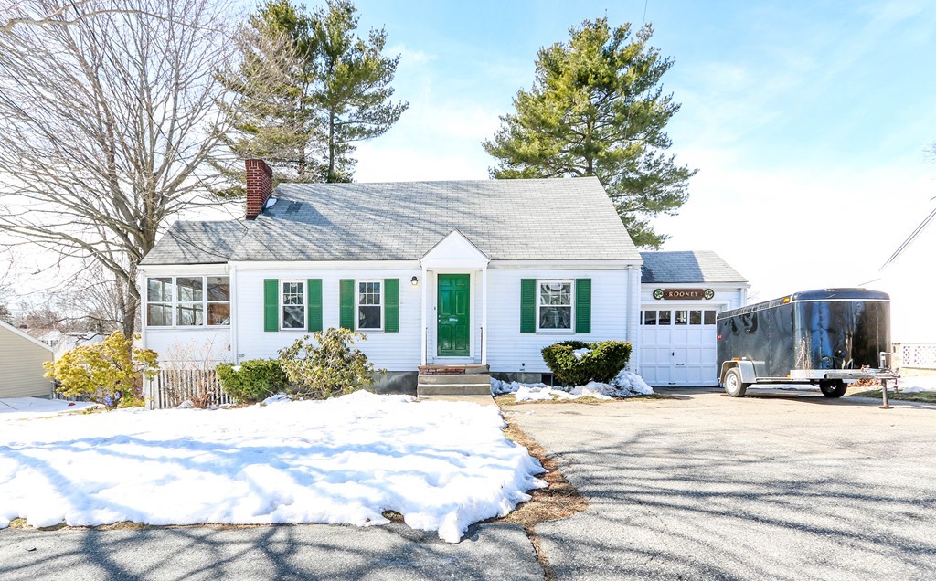 36 Cleveland Road Waltham, MA 02453 - Photo 1 of 14 Gallery Image 1