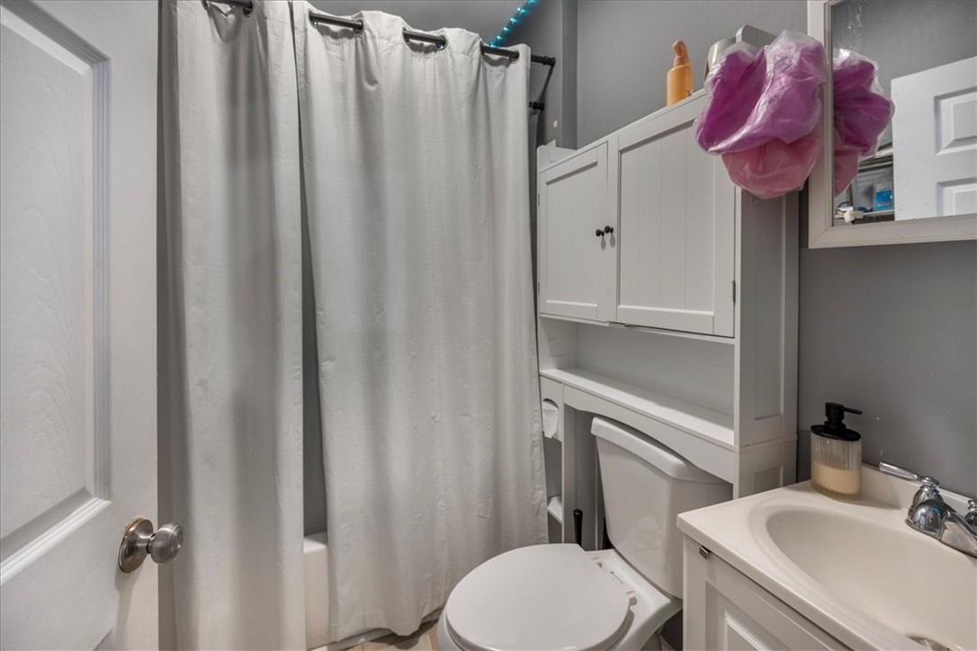 604 Providence Street Woonsocket, RI 02895 - Photo 26 of 35