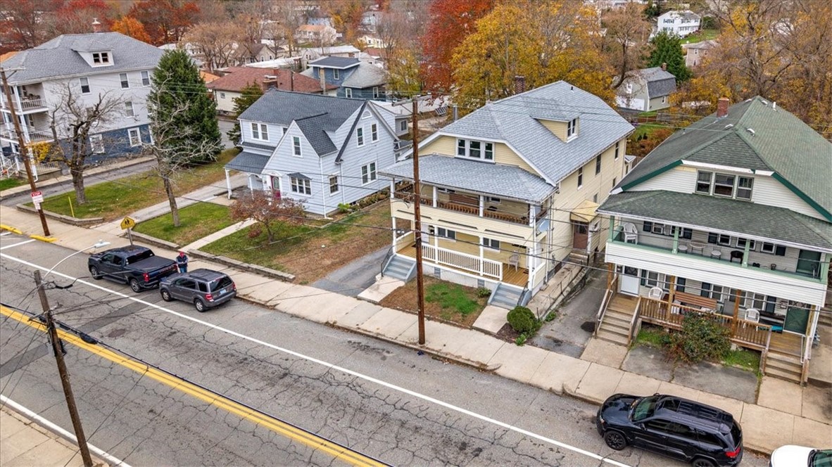 604 Providence Street Woonsocket, RI 02895 - Photo 5 of 35