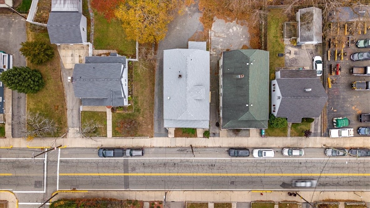 604 Providence Street Woonsocket, RI 02895 - Photo 7 of 35