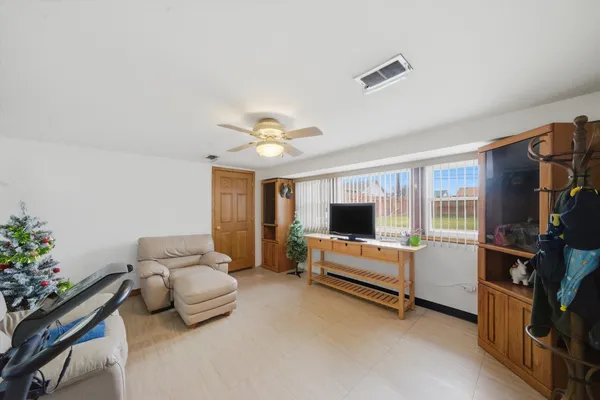 $290,000 | 7705 80th Place, Bridgeview, IL 60455