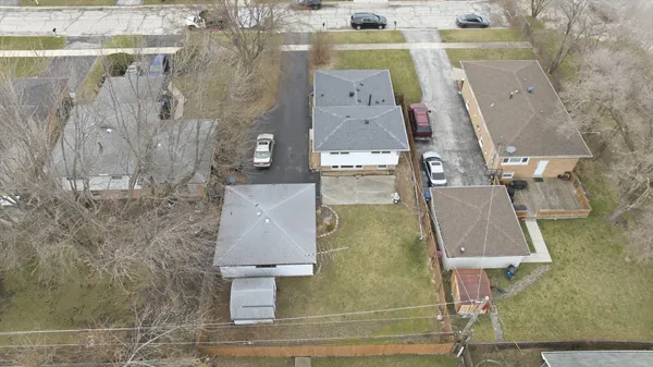 $290,000 | 7705 80th Place, Bridgeview, IL 60455