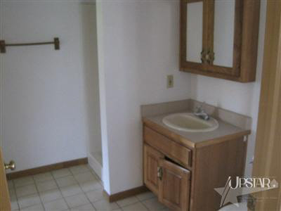 6301 Goshen Road Fort Wayne, IN 46818 - Photo 10 of 20