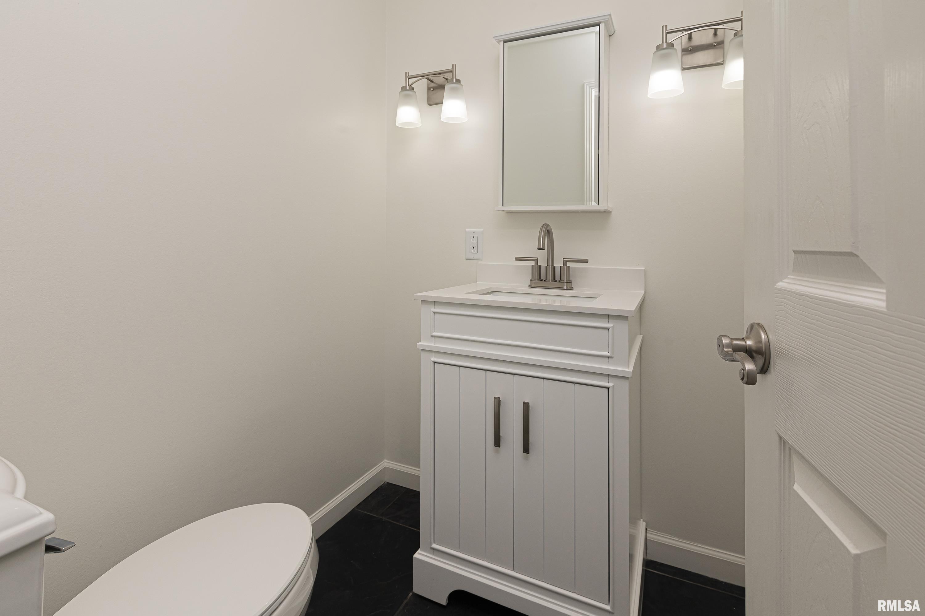 1403 South Fosse Road Marion, IL 62959 - Photo 30 of 39 Gallery Image 30
