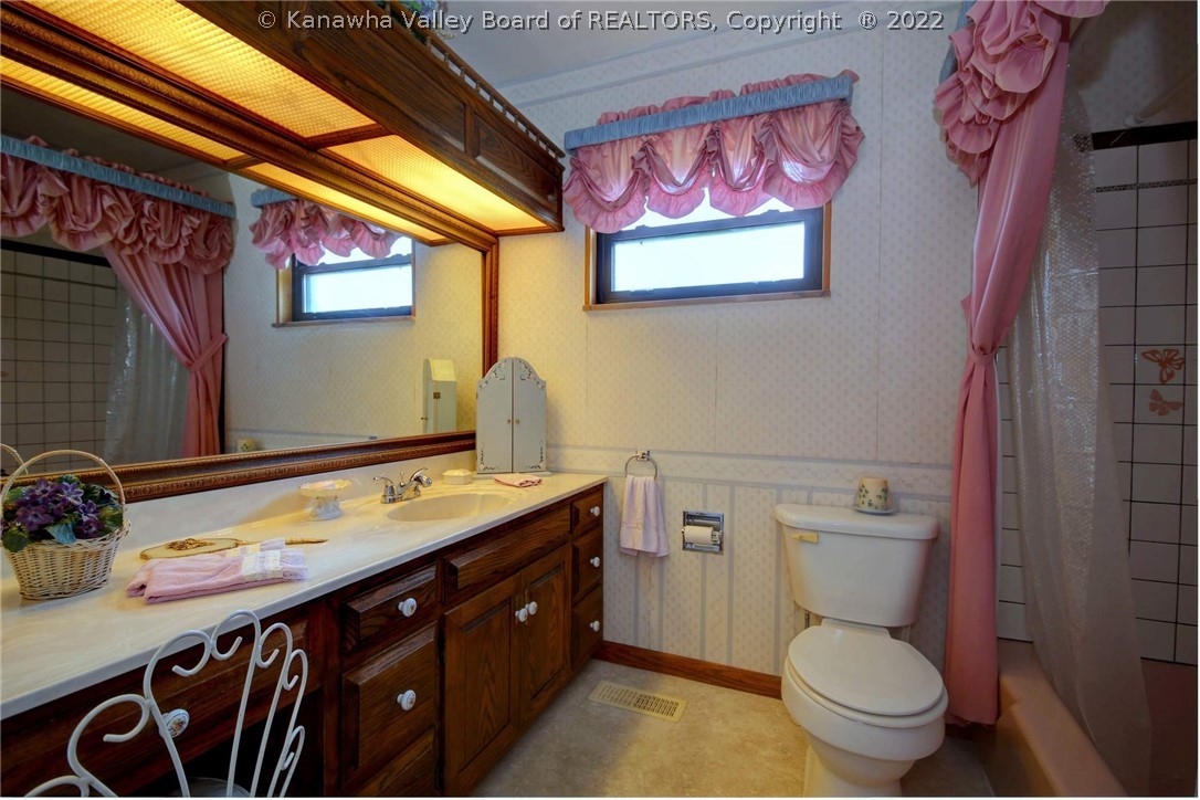 4970 Elk River Road South Elkview, WV 25071 - Photo 24 of 32 Gallery Image 24