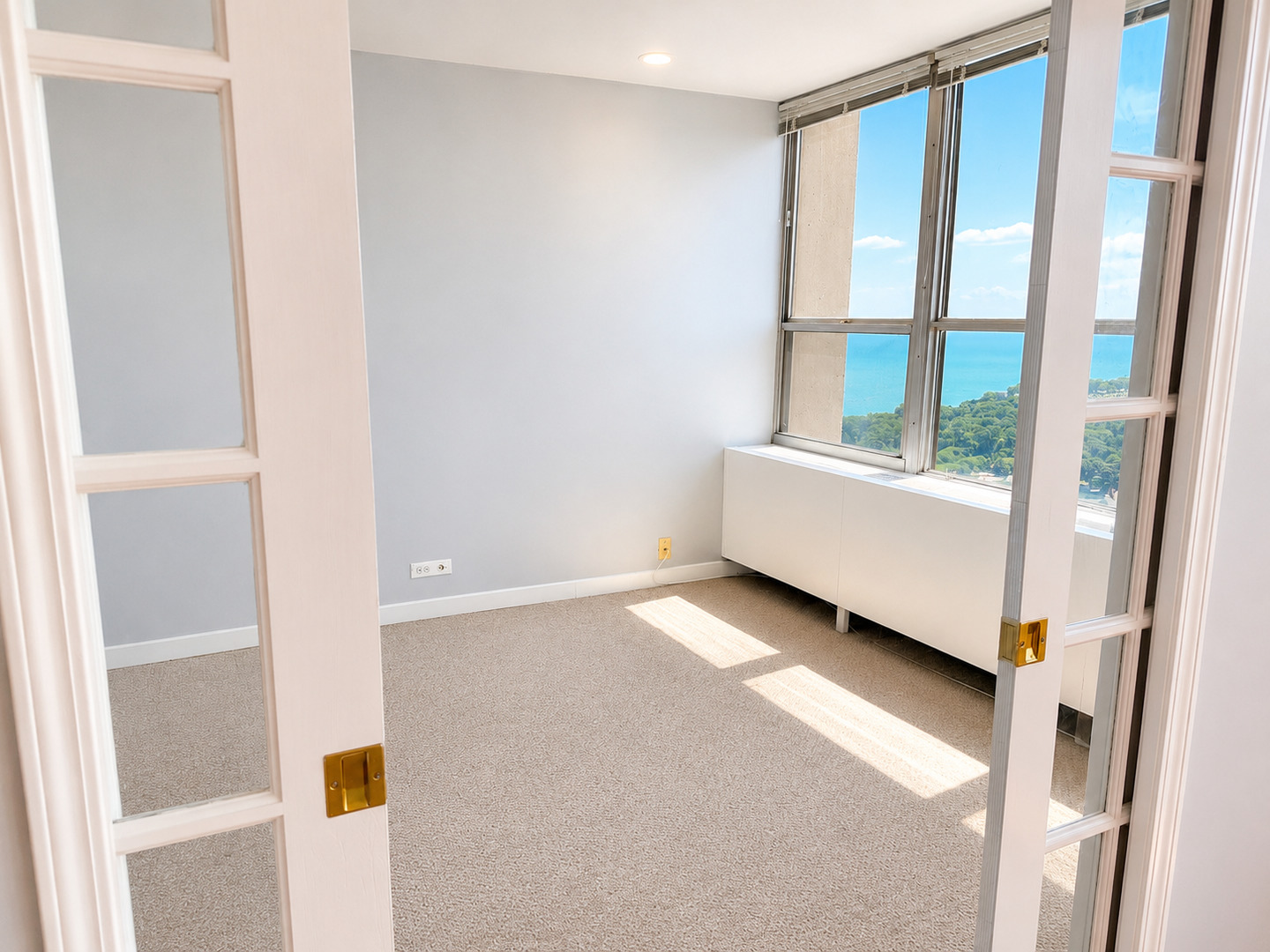 655 West Irving Park Road, Unit 3807 Chicago, IL 60613 - Photo 10 of 17