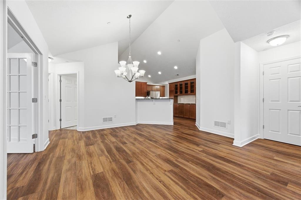 400 Spring Valley Drive Zelienople, PA 16063 - Photo 13 of 40
