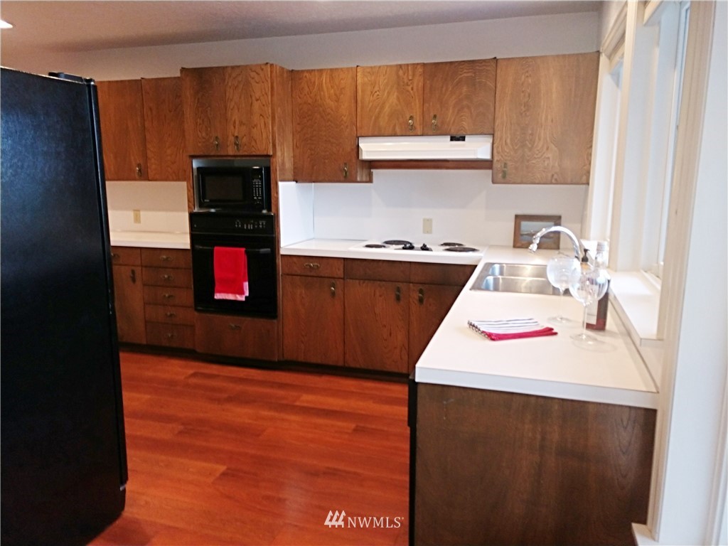 741 Fairmount Road Port Townsend, WA 98368 - Photo 12 of 38 Gallery Image 12