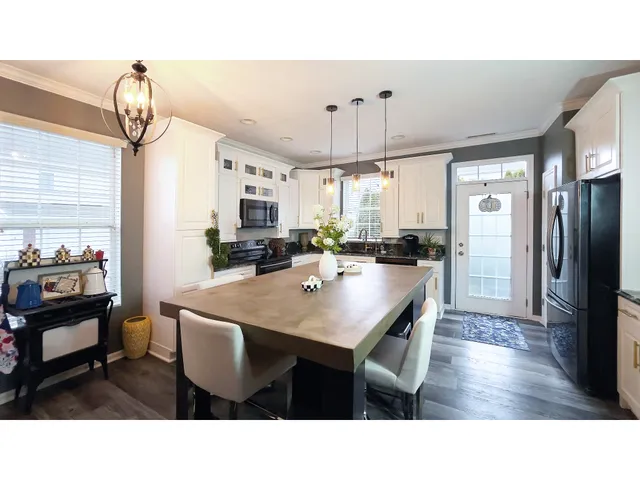 $379,900 | 13551 Erlen Drive, Fishers, IN 46037