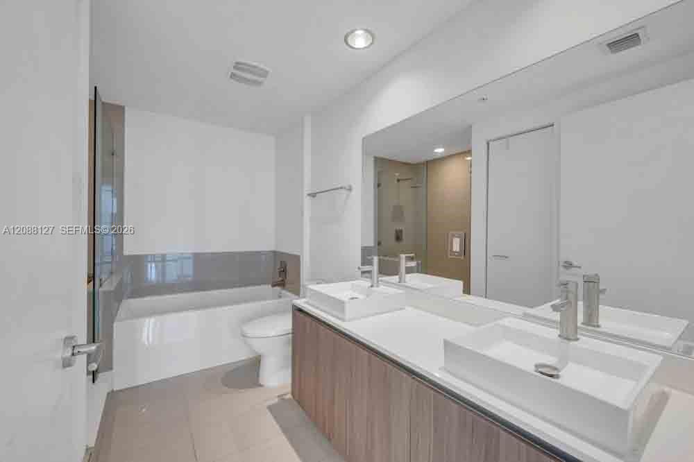 201 Southwest 17th Road, Unit 302 Miami, FL 33129 - Photo 10 of 27 Gallery Image 10