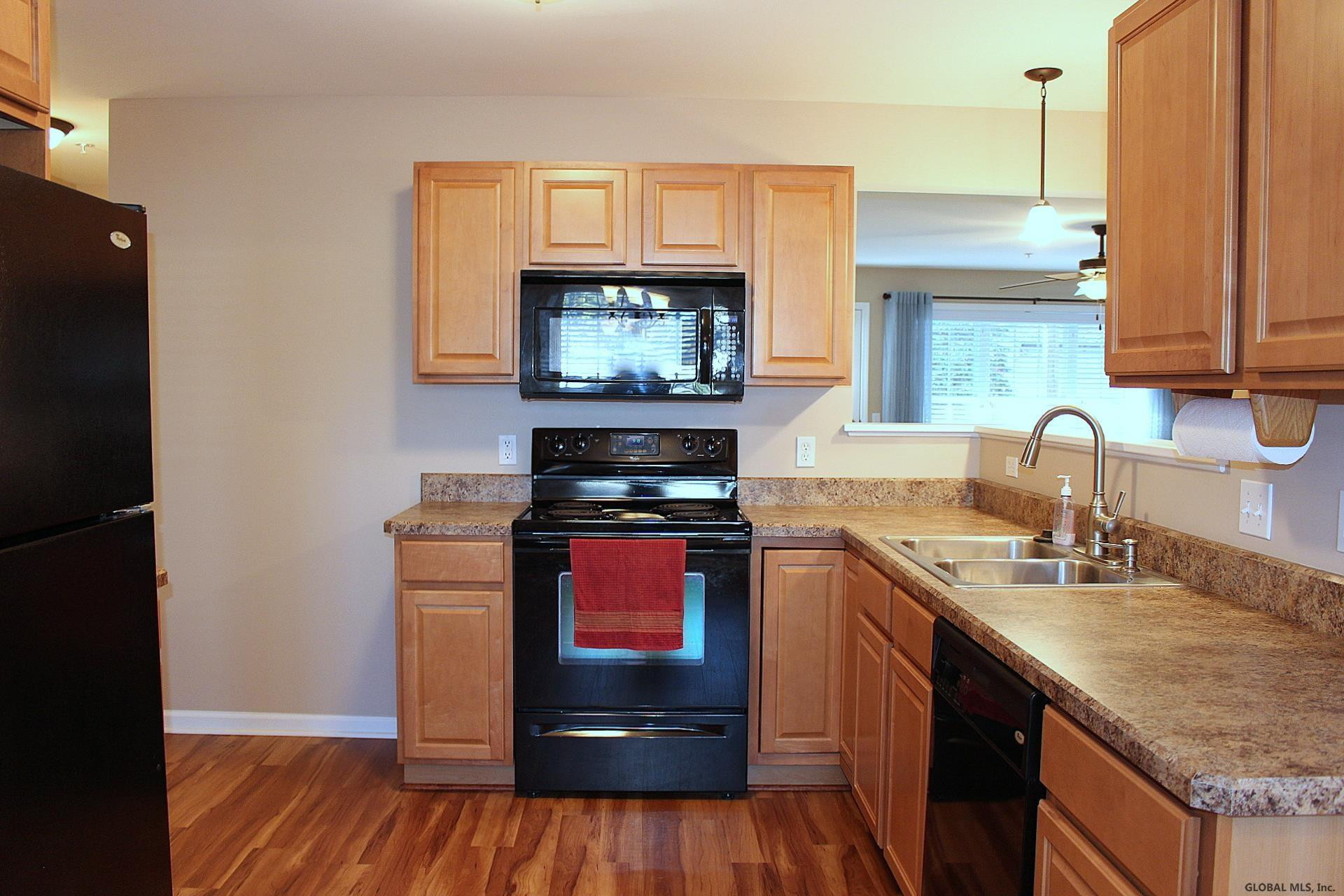 2000 Curry Road, Unit 27 Rotterdam, NY 12303 - Photo 8 of 28 Photo 8