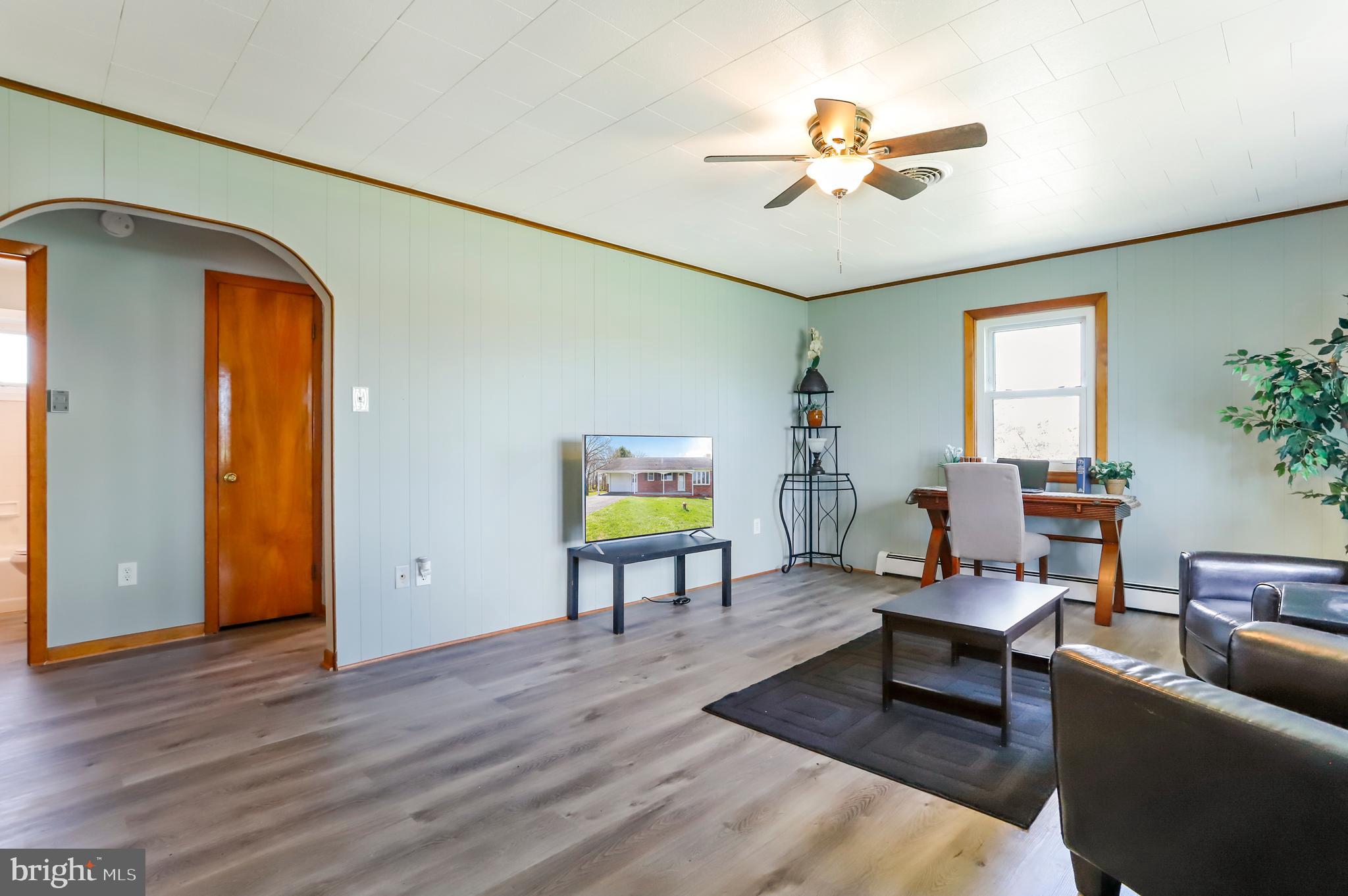17307 Lappans Road Fairplay, MD 21733 - Photo 9 of 38 Gallery Image 9