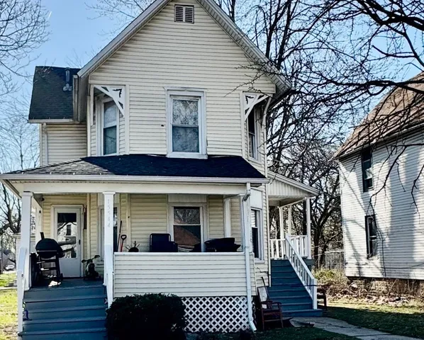 $95,000 | 15544 Turlington Avenue, Harvey, IL 60426