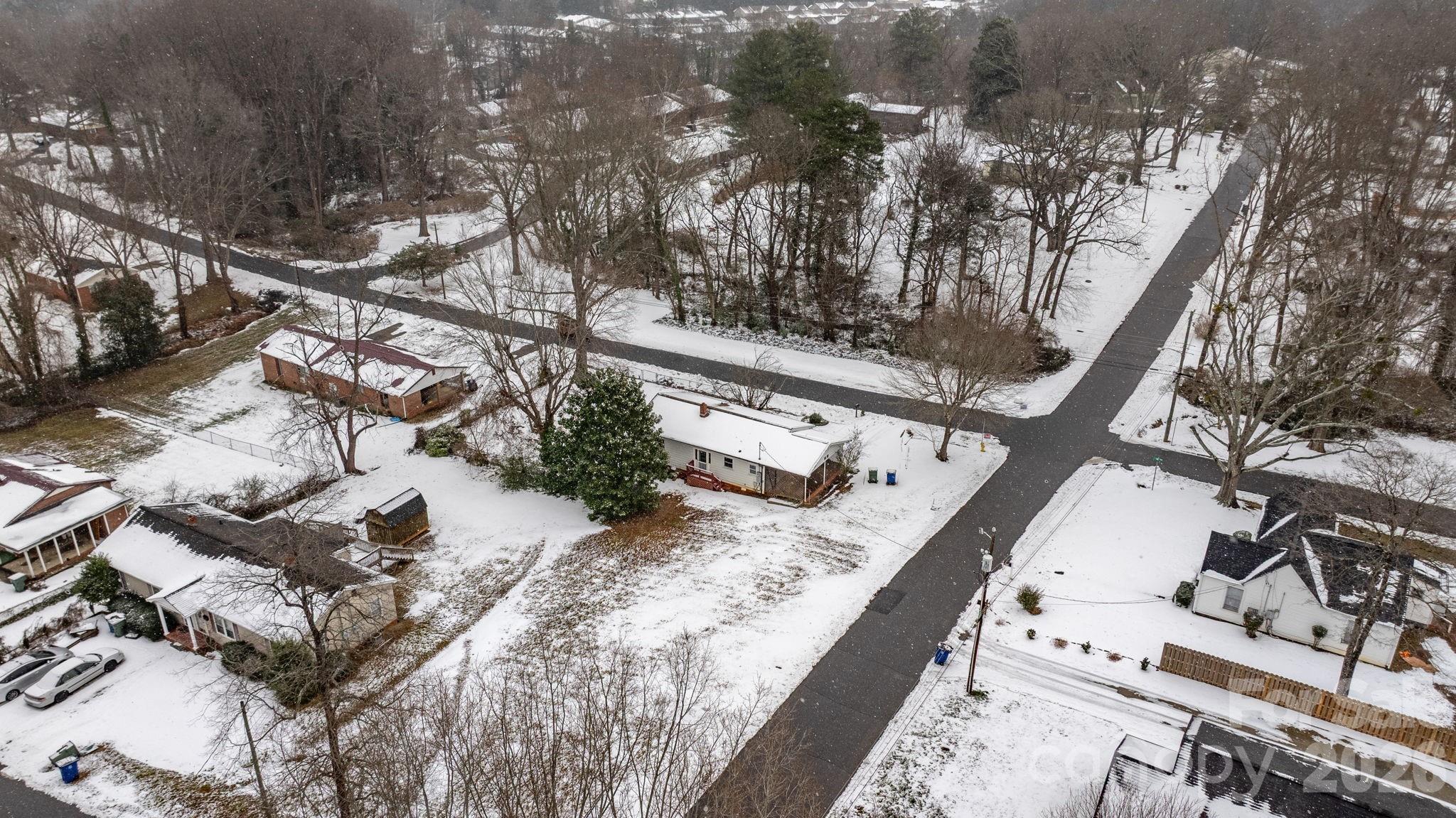 203 3rd Avenue Northeast Conover, NC 28613 - Photo 13 of 30 a view of balcony with wooden floor and fence
