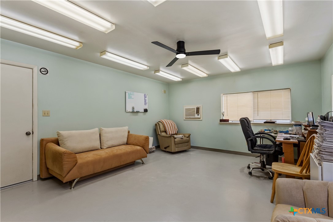 261 County Road 4963 Kempner, TX 76539 - Photo 36 of 44 a living room with furniture