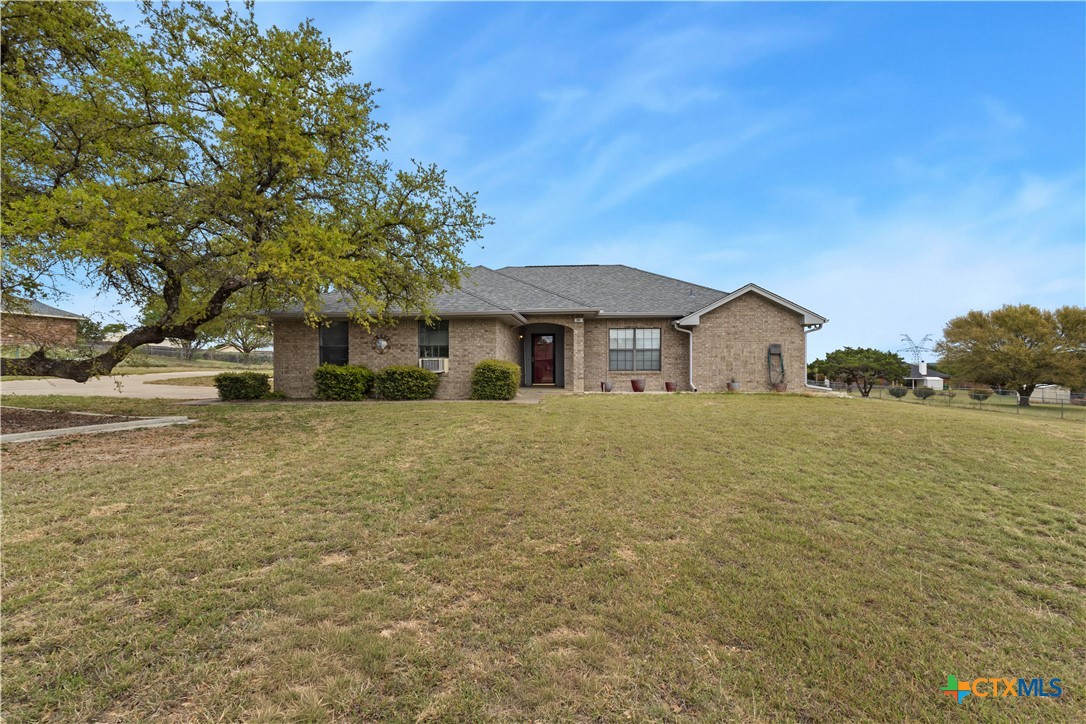 261 County Road 4963 Kempner, TX 76539 - Photo 5 of 44 a front view of a house with a yard