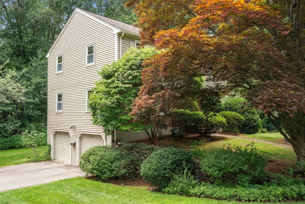 11 Bacon Road Framingham, MA 01701 - Photo 3 of 30