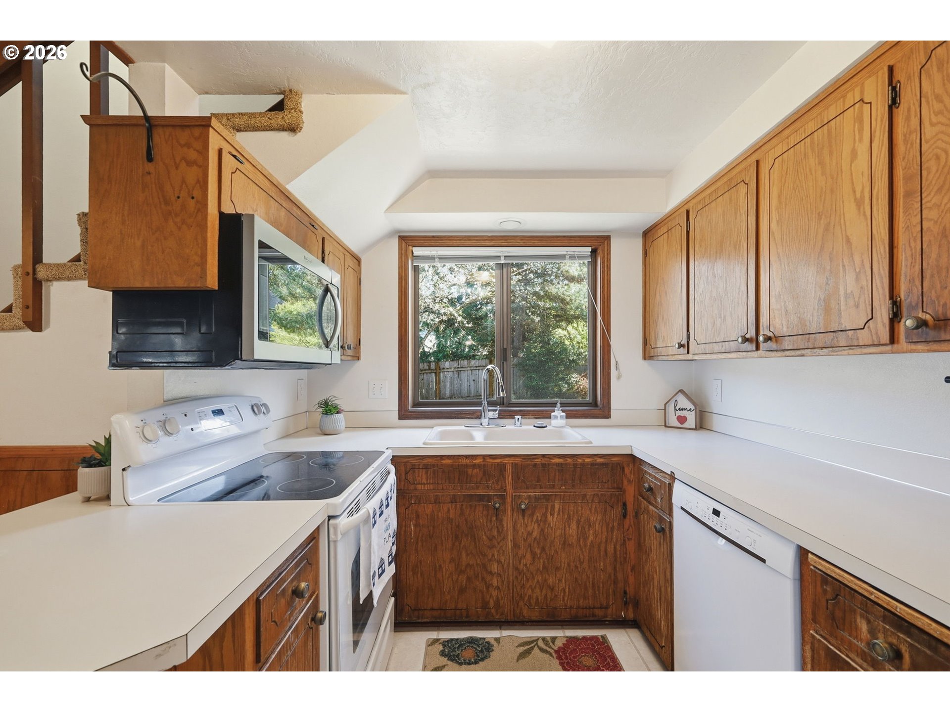 4411 Dillard Road Eugene, OR 97405 - Photo 14 of 31