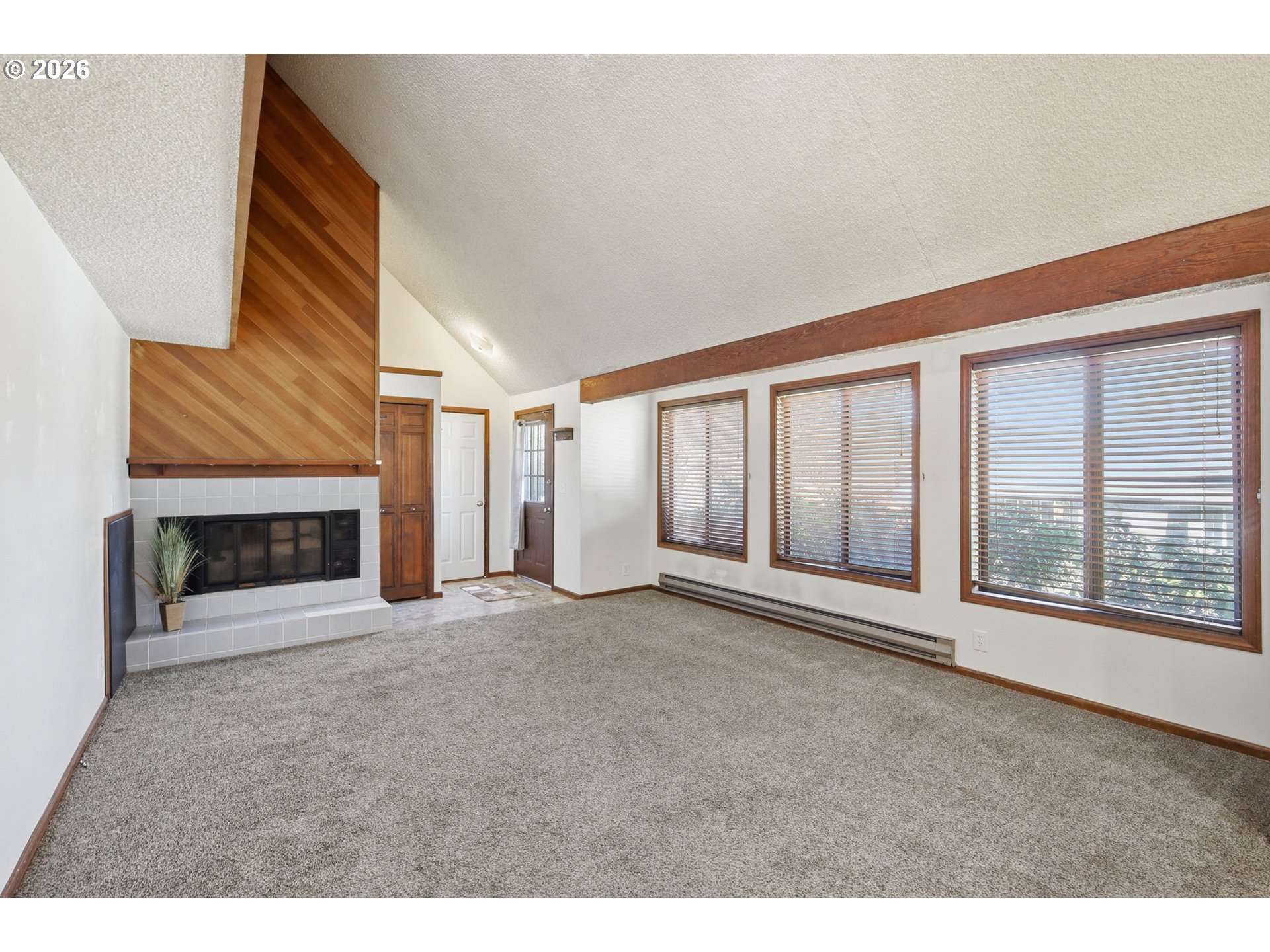 4411 Dillard Road Eugene, OR 97405 - Photo 5 of 31