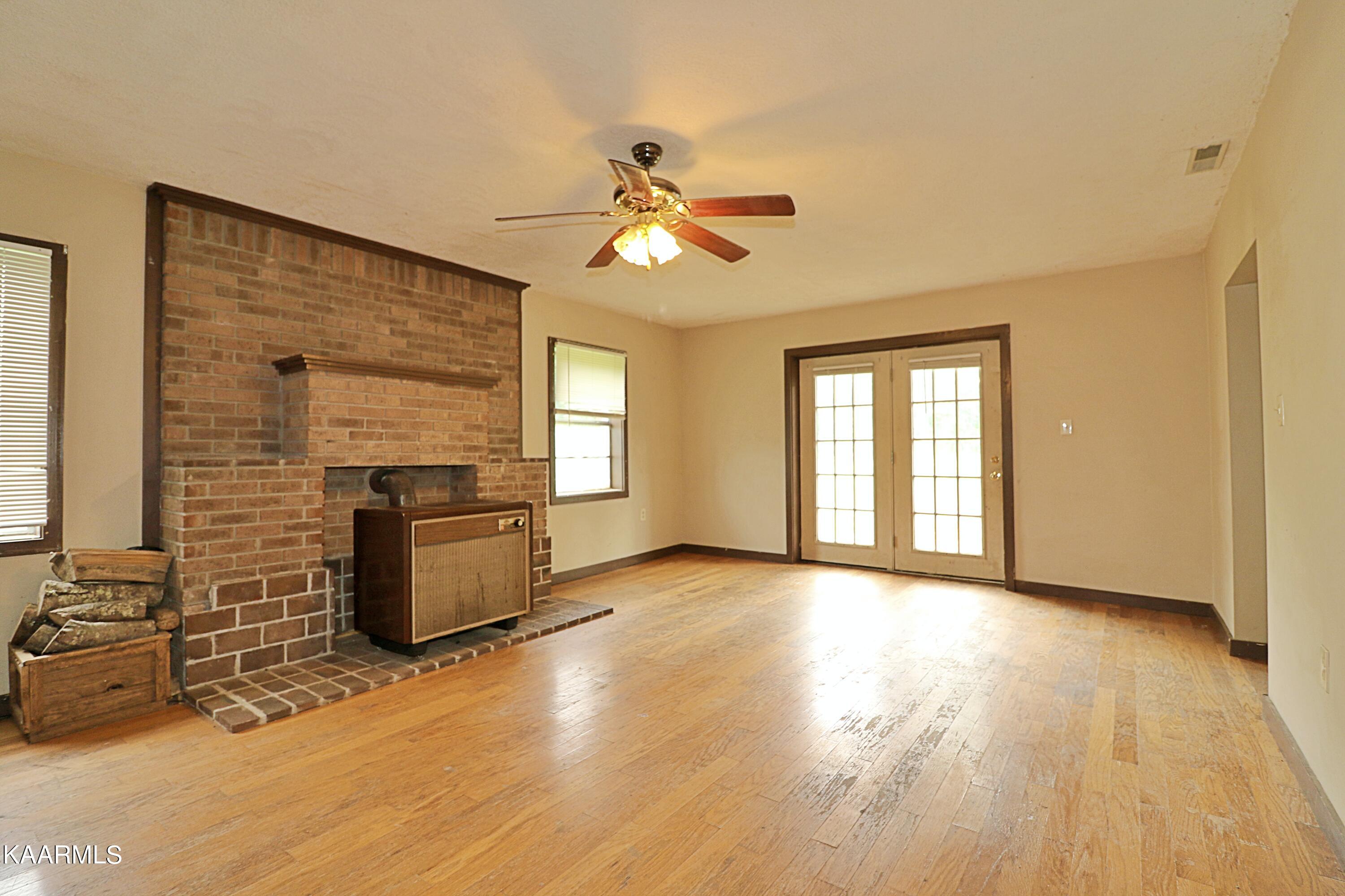 352 Simpson Road Helenwood, TN 37755 - Photo 4 of 32 094A3623
