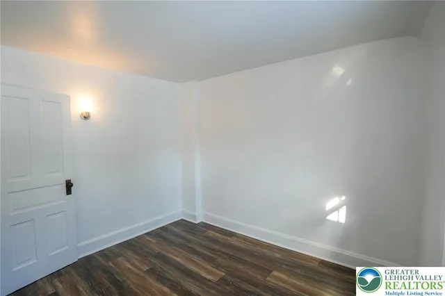 $1,600 | 256 Lehigh Avenue, Palmerton, PA 18071