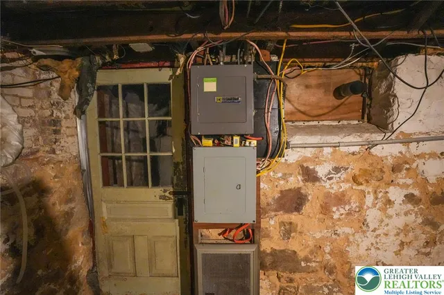 $1,600 | 256 Lehigh Avenue, Palmerton, PA 18071