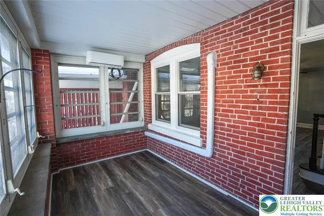 $1,600 | 256 Lehigh Avenue, Palmerton, PA 18071