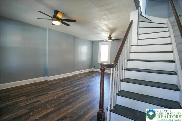 $1,600 | 256 Lehigh Avenue, Palmerton, PA 18071