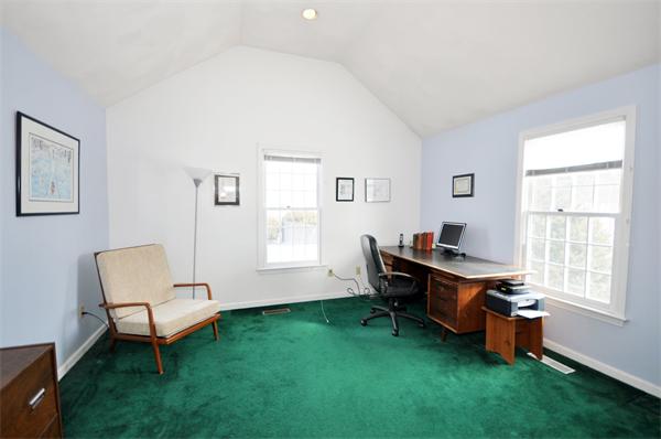 11 Old Mill Road Concord, MA 01742 - Photo 8 of 16 Gallery Image 8