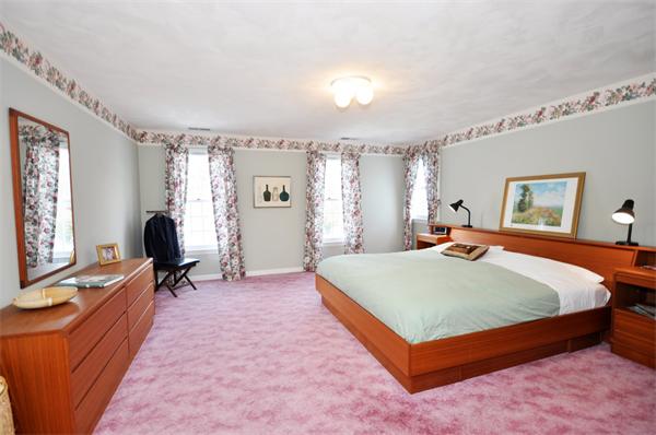 11 Old Mill Road Concord, MA 01742 - Photo 9 of 16 Gallery Image 9