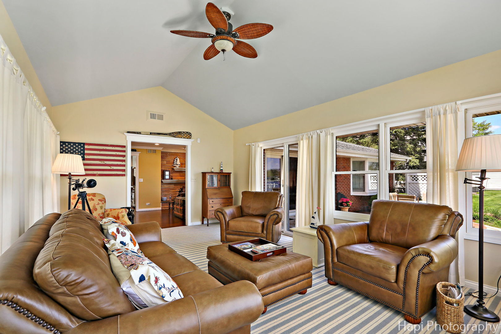 714 South Riverside Drive McHenry, IL 60050 - Photo 20 of 49 a living room with furniture and a window
