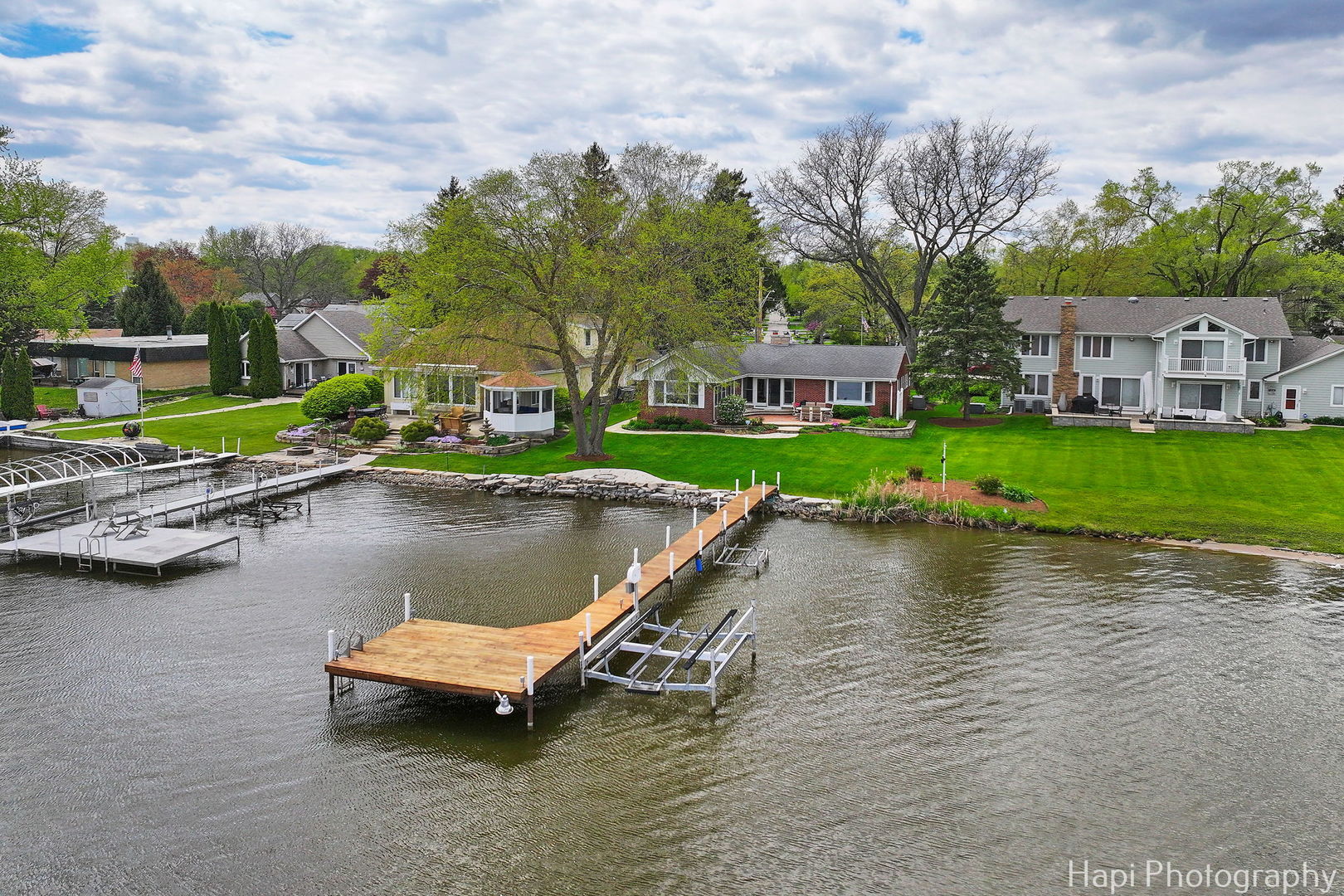 714 South Riverside Drive McHenry, IL 60050 - Photo 46 of 49 a view of a lake with houses