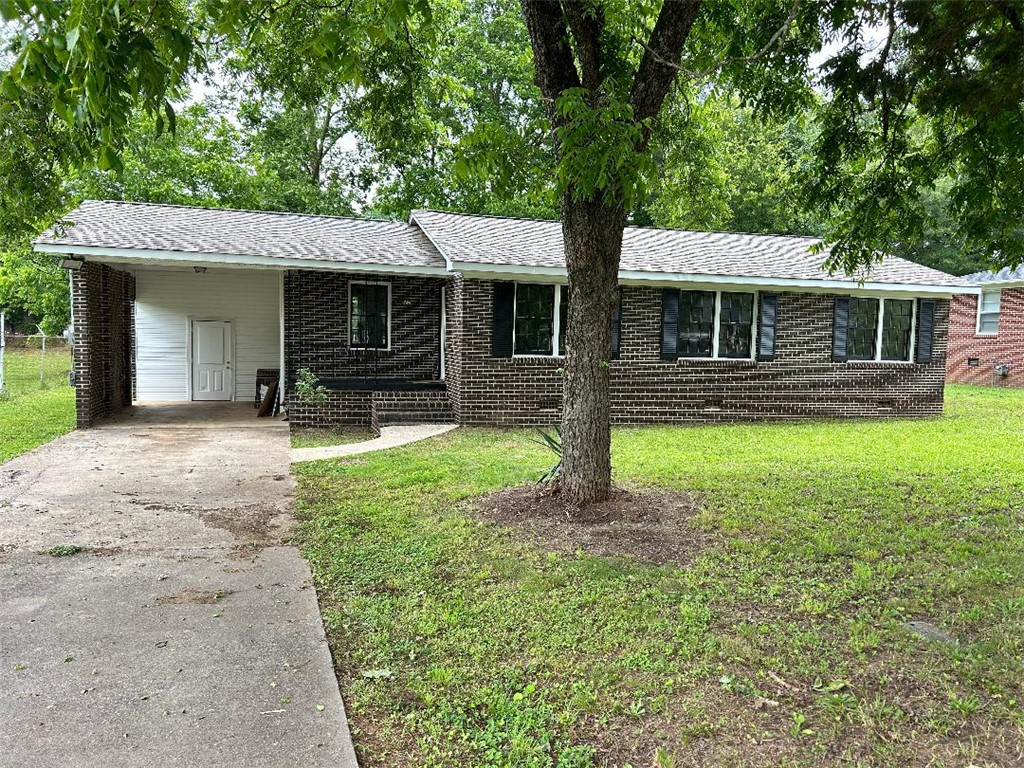 317 Hillcrest Circle Anderson, SC 29624 - Photo 2 of 22