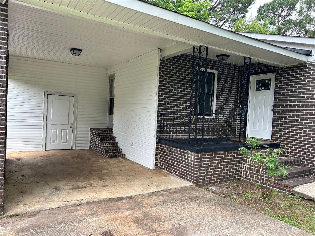 317 Hillcrest Circle Anderson, SC 29624 - Photo 5 of 22