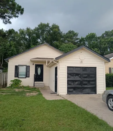 $1,650 | 11934 Greensbrook Forest Drive, Houston, TX 77044