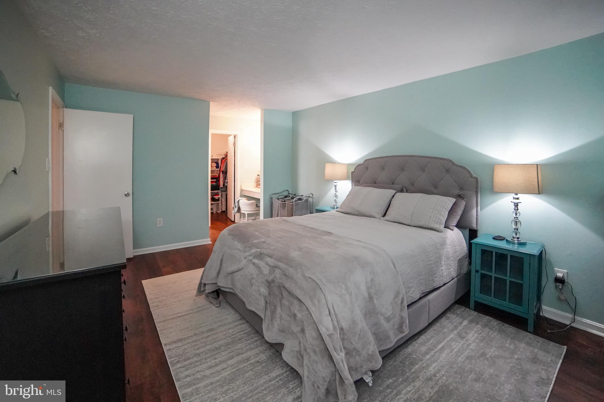 10095 Oakton Terrace Road Oakton, VA 22124 - Photo 28 of 32
