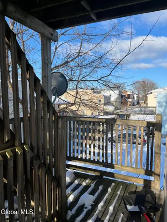 $1,750 | 154 Spring Street, Unit 2, Albany, NY 12203