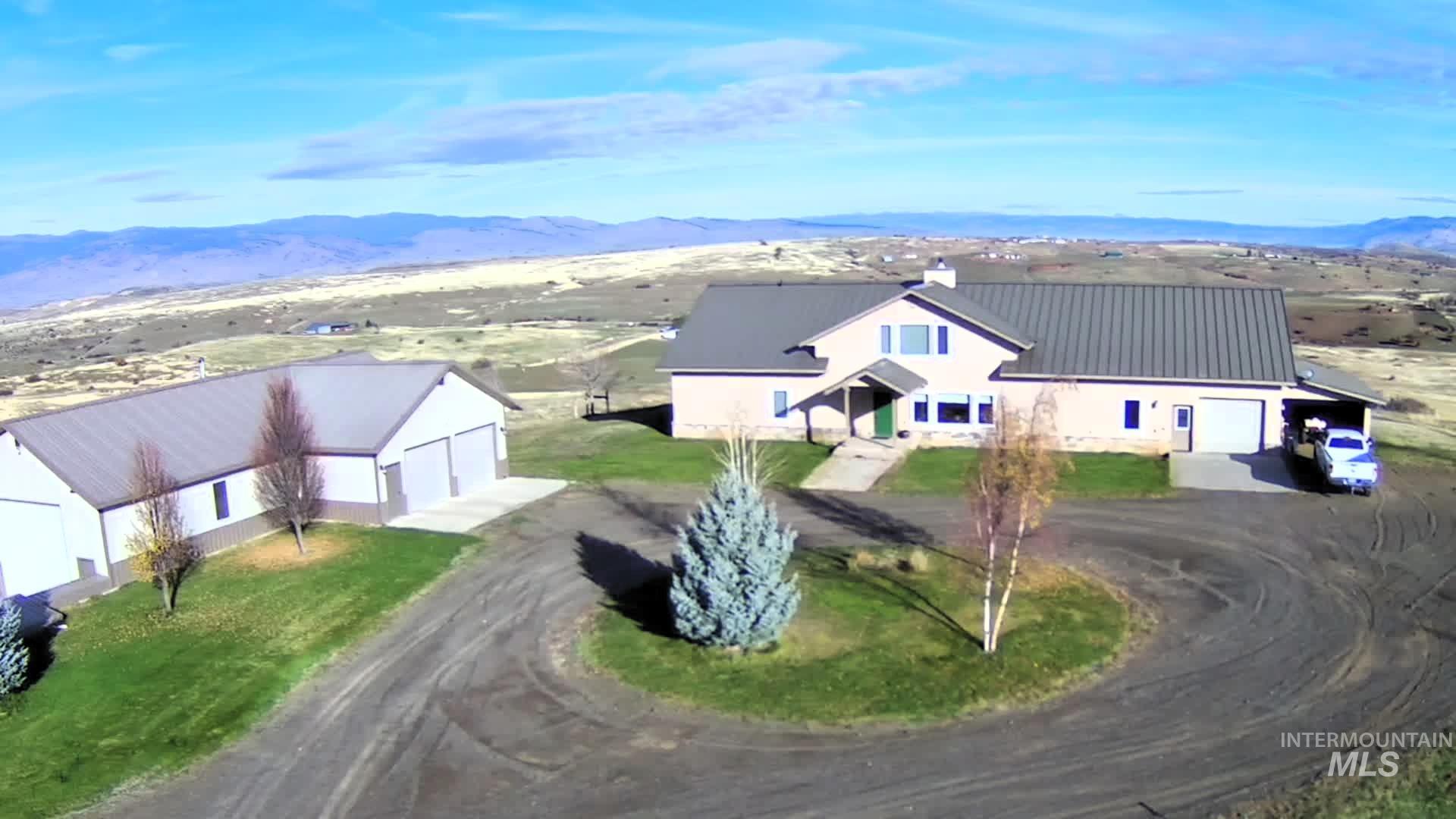 2195 Kilborn Lane Mesa, ID 83643 - Photo 2 of 50