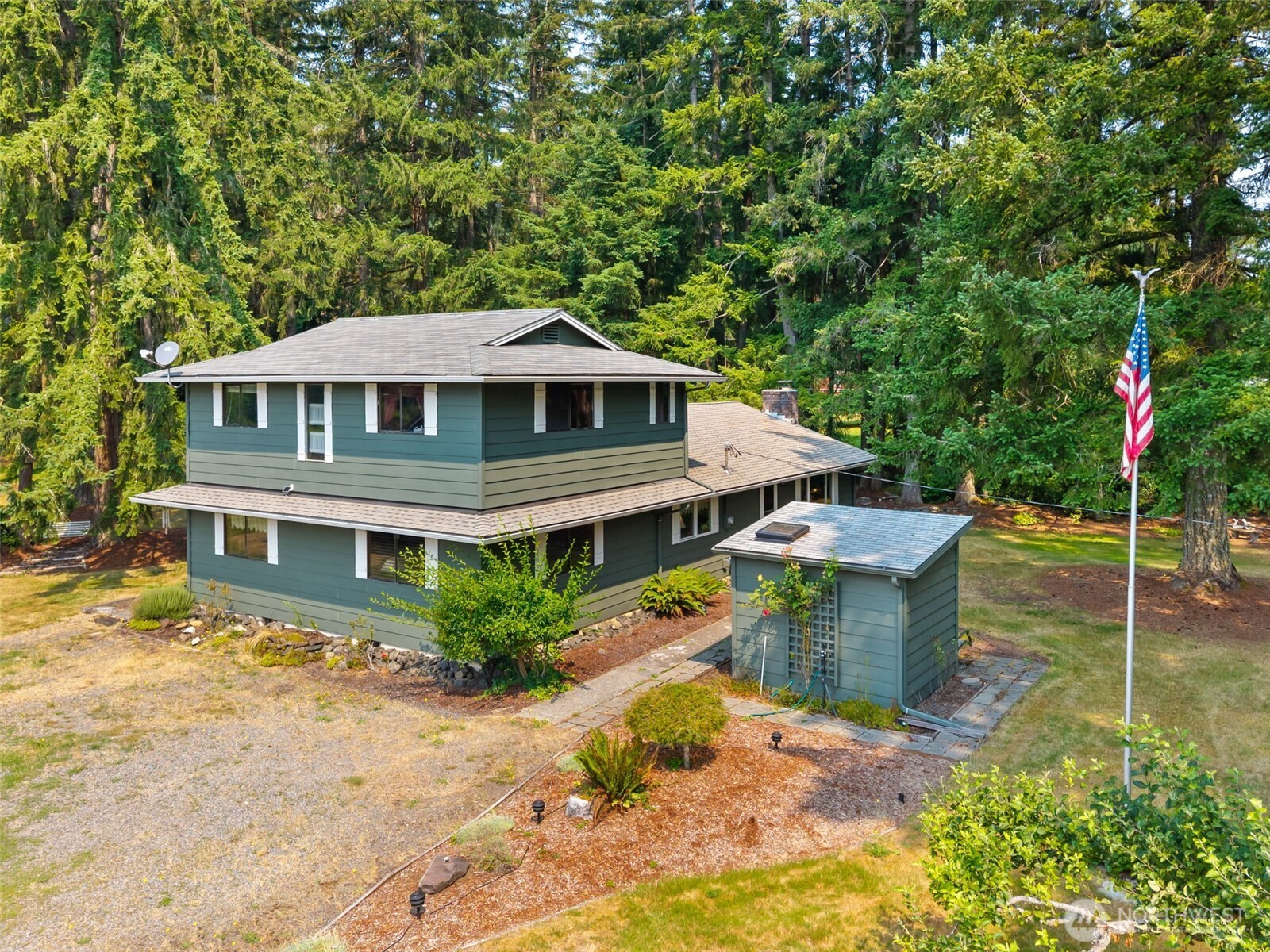 907 Logan Hill Road Chehalis, WA 98532 - Photo 2 of 40 Gallery Image 2