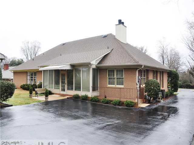 3220 Nottingham Road Winston-Salem, NC 27104 - Photo 16 of 16 Exterior Back.