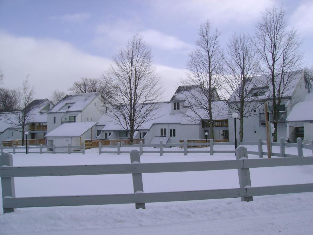 91 Bridges Resort, Unit 91 Warren, VT 05674 - Photo 14 of 14 Gallery Image 14